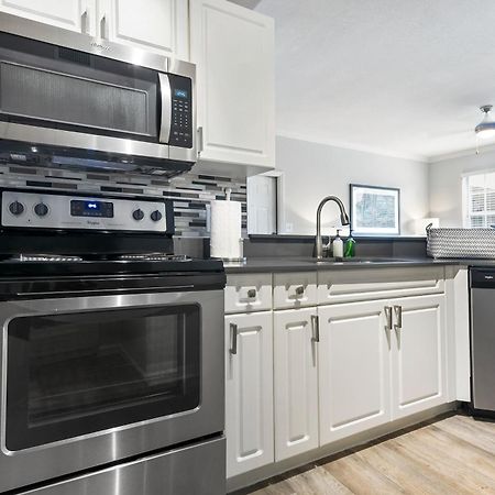 Отель Kasa Wellington South Florida Номер фото