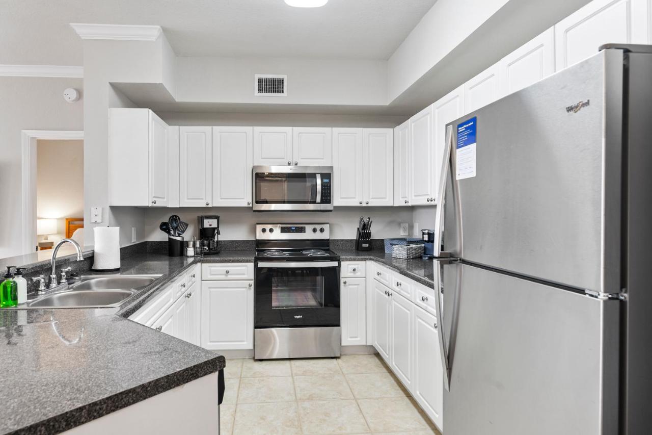 Отель Kasa Wellington South Florida Экстерьер фото