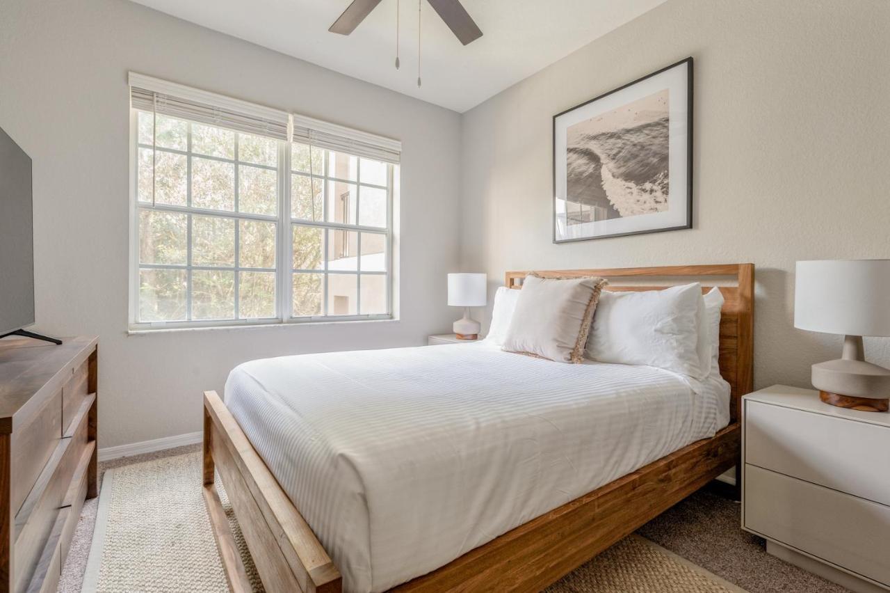 Отель Kasa Wellington South Florida Экстерьер фото