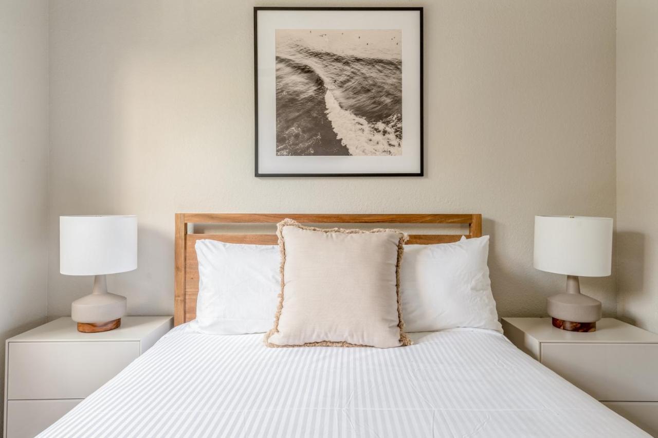 Отель Kasa Wellington South Florida Экстерьер фото