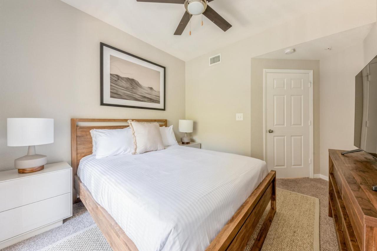 Отель Kasa Wellington South Florida Экстерьер фото